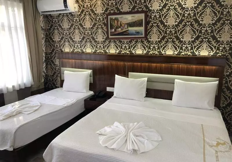 Fotos del hotel Rougenoire:  2