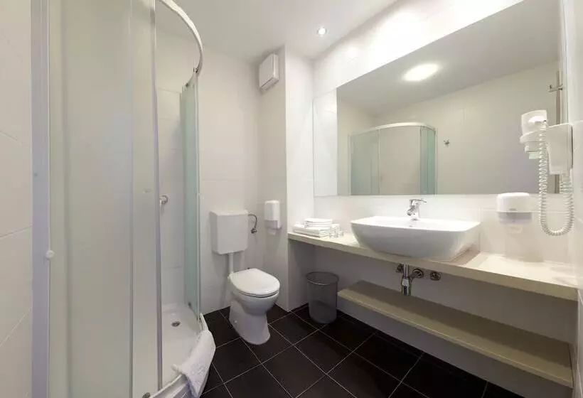 Fotos del hotel Adria:  7