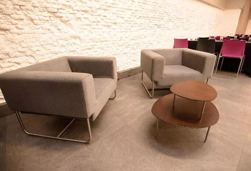 Fotos del hotel Petit Palace Savoy Alfonso Xii:  3