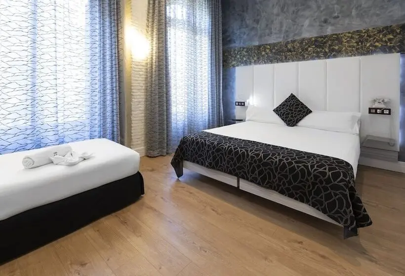 Fotos del hotel Petit Palace Savoy Alfonso Xii:  56