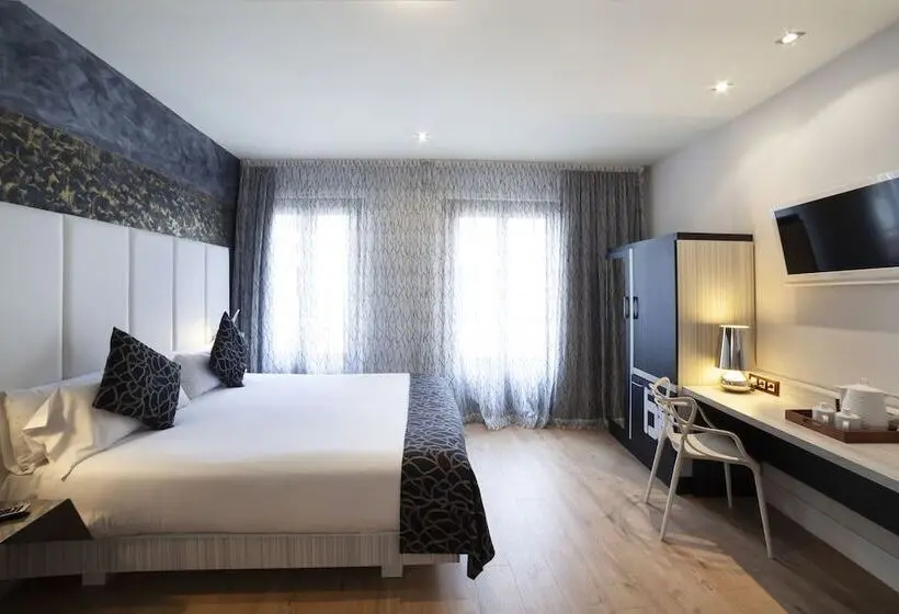 Fotos del hotel Petit Palace Savoy Alfonso Xii:  71