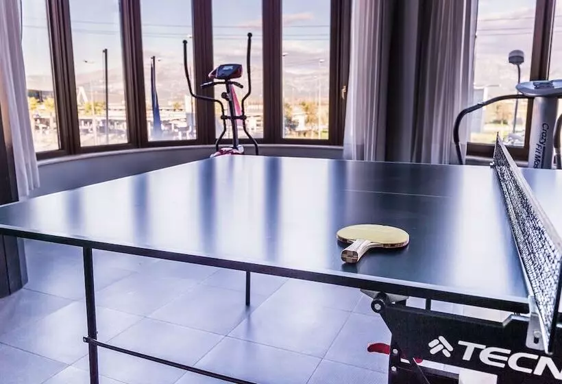 Fotos del hotel Airport Tirana:  25