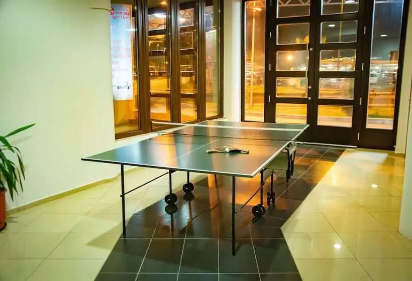 Fotos del hotel Airport Tirana:  23