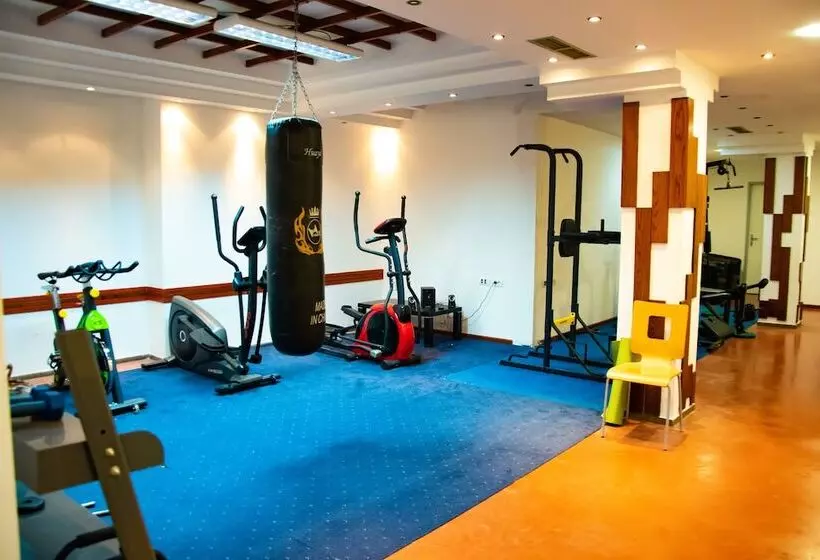 Fotos del hotel Airport Tirana:  20