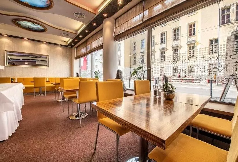 Fotos del hotel Danubia Gate:  14