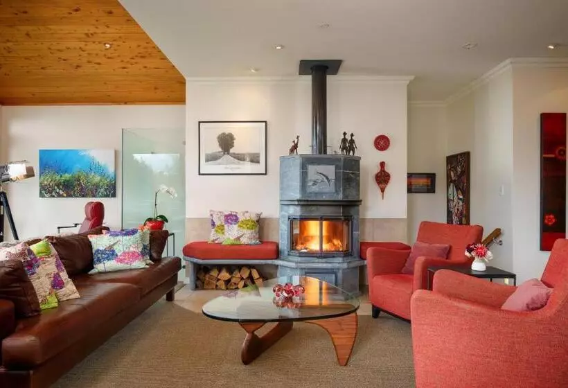 Fotos del hotel Chalet Eiger Lodge:  7