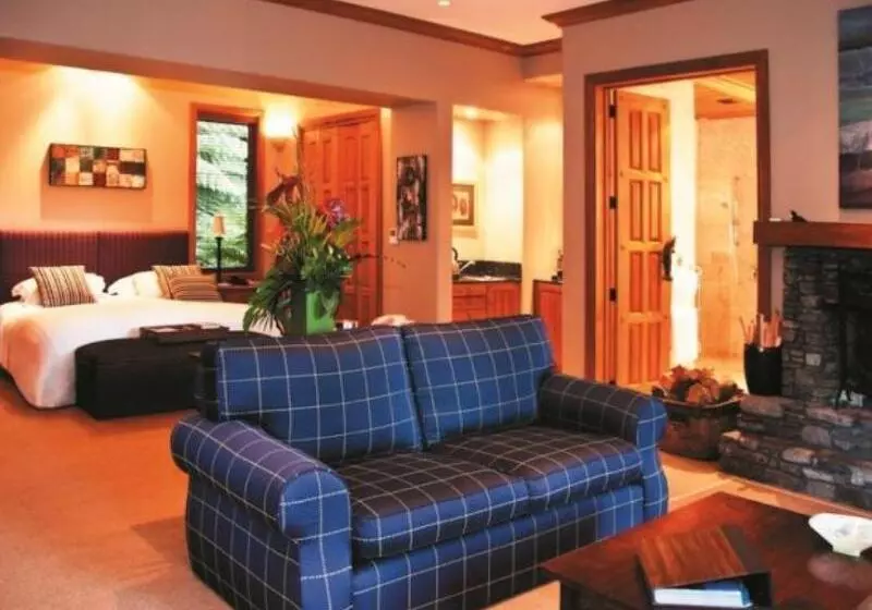 Fotos del hotel Treetops Lodge & Estate:  5