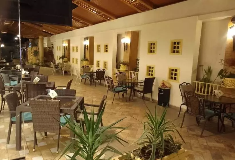 Fotos del hotel Captain's:  25