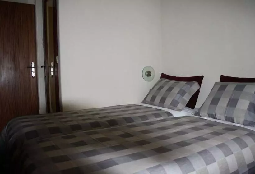 Fotos del hotel Residencia Pedra Antiga:  8