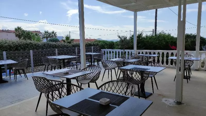 Fotos del hotel California Beach:  11