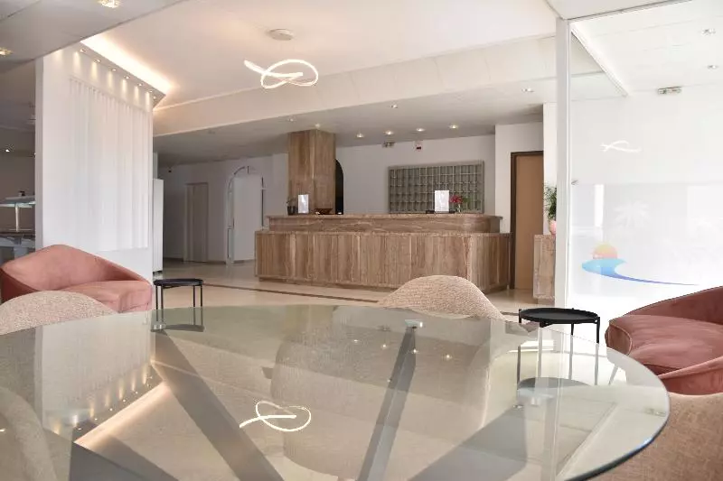 Fotos del hotel California Beach:  3