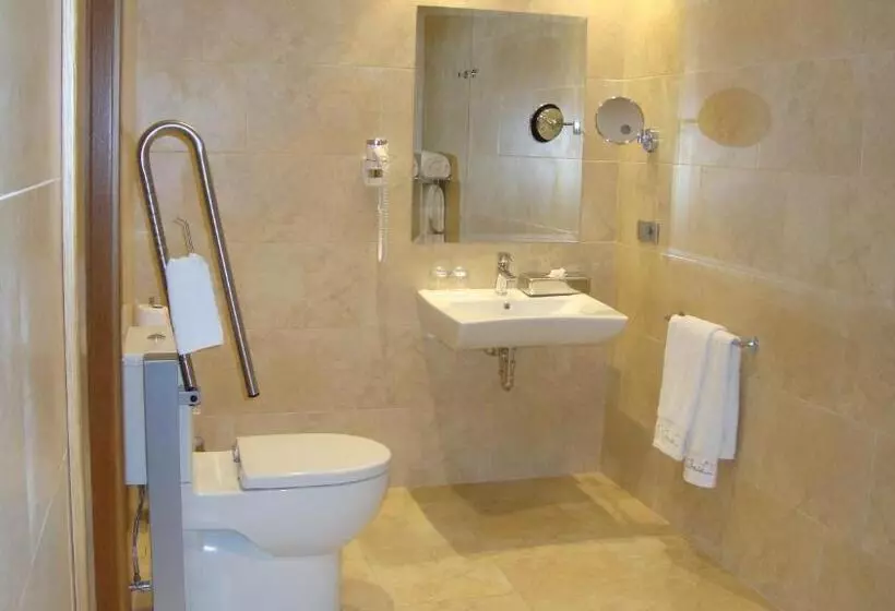 Fotos del hotel Komentu Maitea:  5
