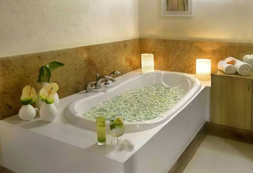 Fotos del hotel Radisson Blu Bengaluru Outer Ring Road:  4