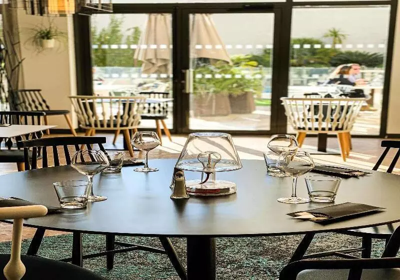 Fotos del hotel Novotel Avignon Centre:  5