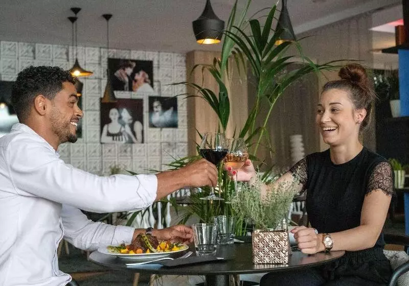 Fotos del hotel Novotel Avignon Centre:  11