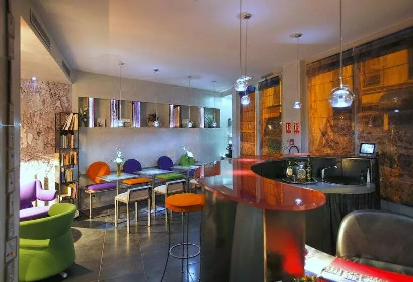 Fotos del hotel Apostrophe Hôtel:  4