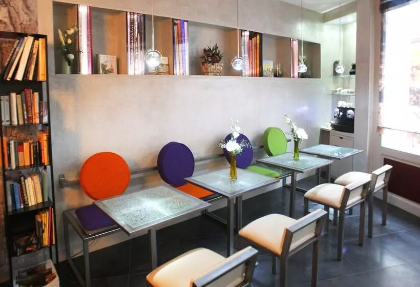 Fotos del hotel Apostrophe Hôtel:  9