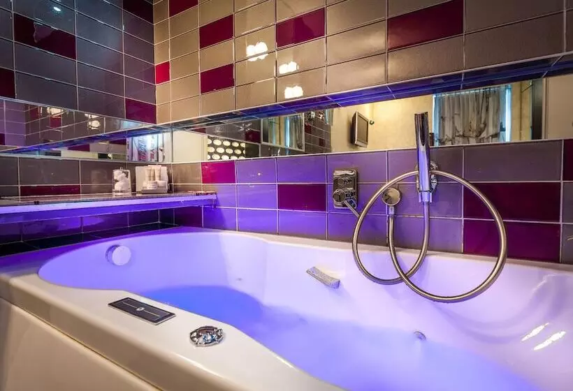 Fotos del hotel Apostrophe Hôtel:  5