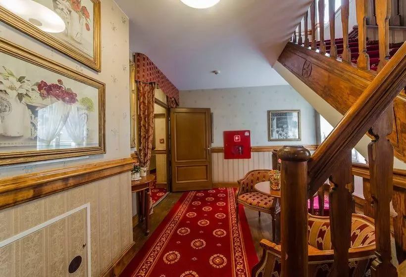 Fotos del hotel Garden Boutique Residence:  2