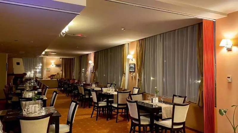 Fotos del hotel Oxford Inns&suites:  3