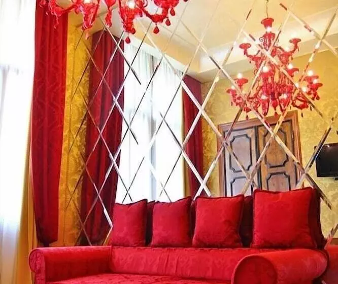 Fotos del hotel Pesaro Palace:  24