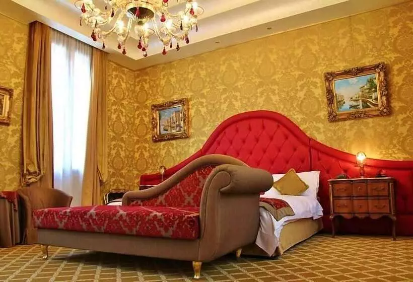 Fotos del hotel Pesaro Palace:  12