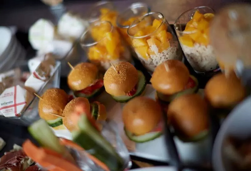 Fotos del hotel Campanile Nantes Centre - Saint Jacques:  3