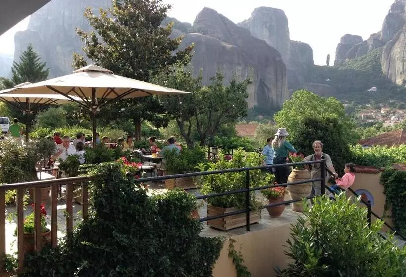 Fotos del hotel Doupiani House:  4