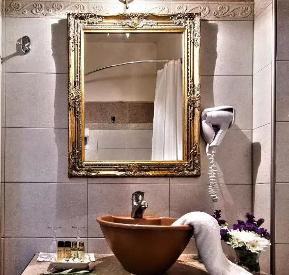 Fotos del hotel Doupiani House:  5