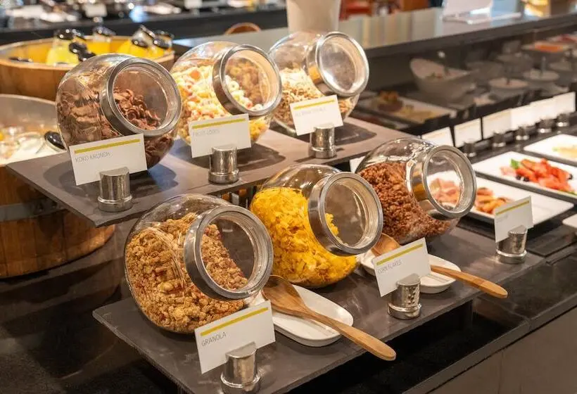 Fotos del hotel Holiday Inn Resort Phuket Mai Khao Beach, An Ihg:  7