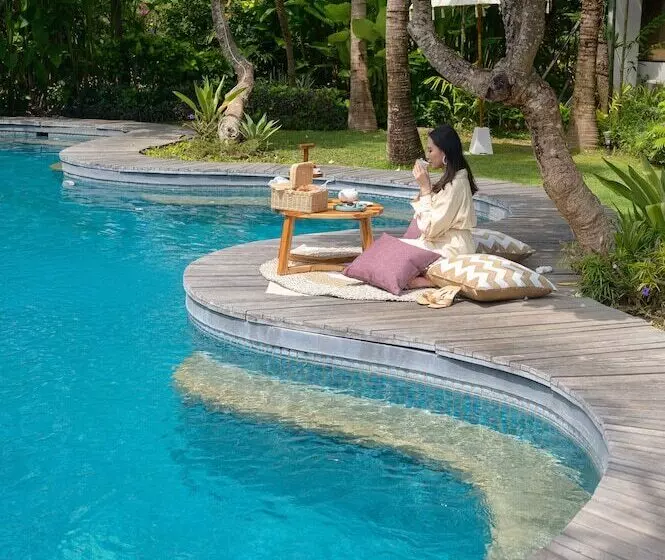 Fotos del hotel Kokonut Suites:  16