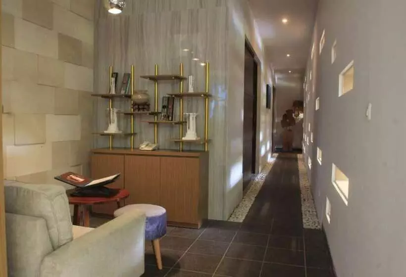 Fotos del hotel Kokonut Suites:  11