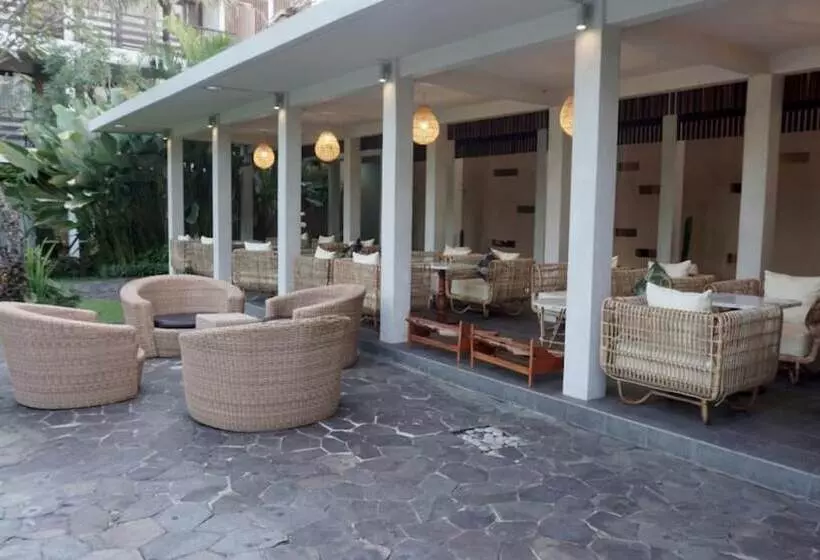 Fotos del hotel Kokonut Suites:  13