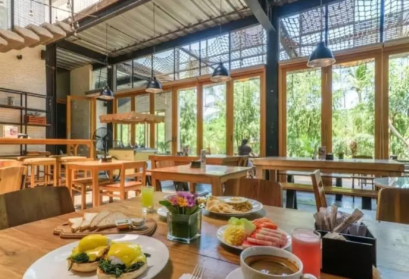 Fotos del hotel Kokonut Suites:  3