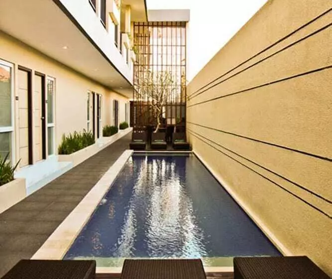 Fotos del hotel Eazy Suite:  2