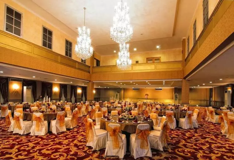 Fotos del hotel Gh Universal Hotel Bandung:  4