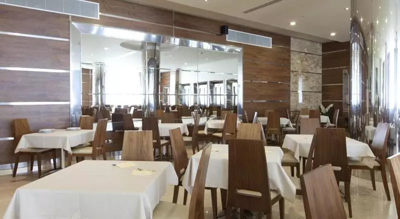 Fotos del hotel Gran Hotel Corona Sol:  3