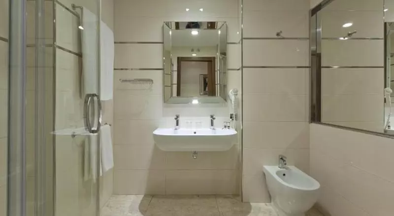 Fotos del hotel Gran Hotel Corona Sol:  4