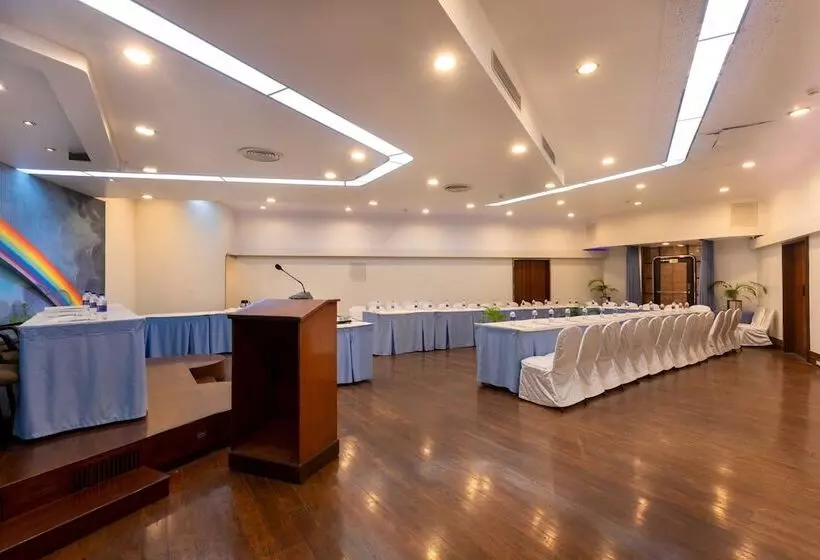 Fotos del hotel Grand  Mumbai  Ballard Estate, Fort:  14