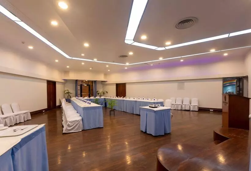 Fotos del hotel Grand  Mumbai  Ballard Estate, Fort:  15