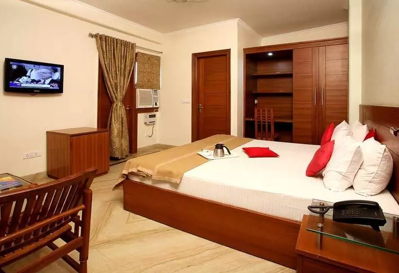 Fotos del hotel Indira International Inn:  22