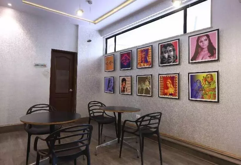 Fotos del hotel Landmark Suites:  9