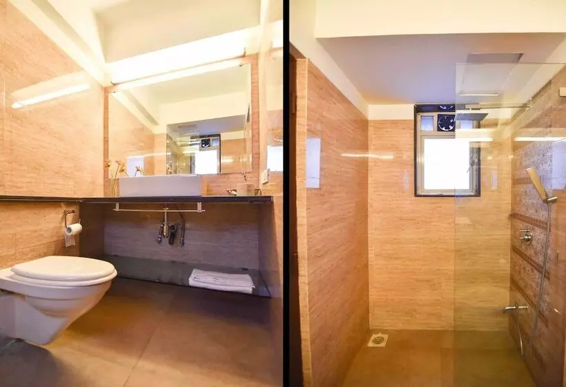 Fotos del hotel Landmark Suites:  16