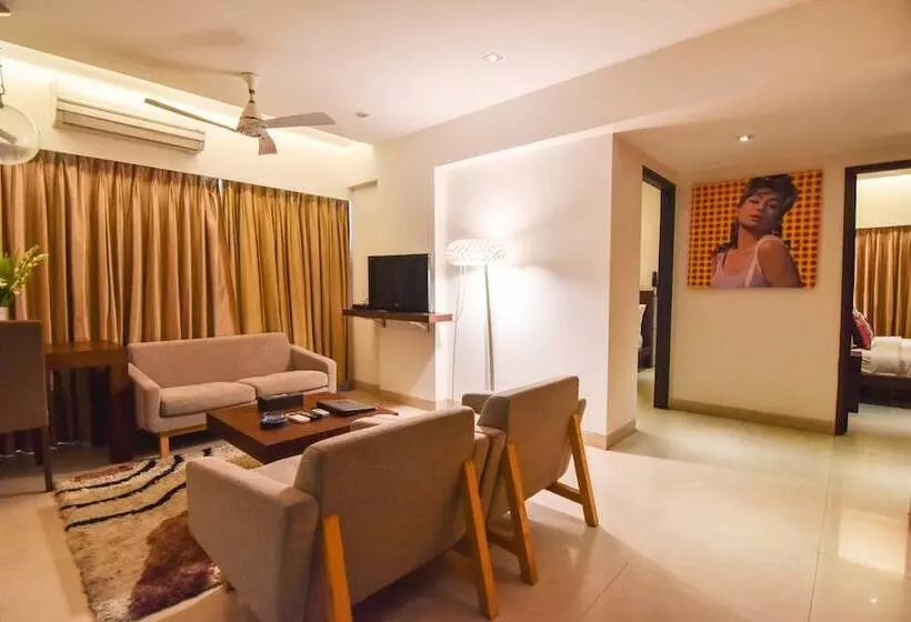 Fotos del hotel Landmark Suites:  24