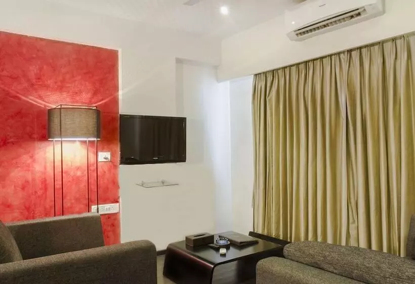 Fotos del hotel Landmark Suites:  18