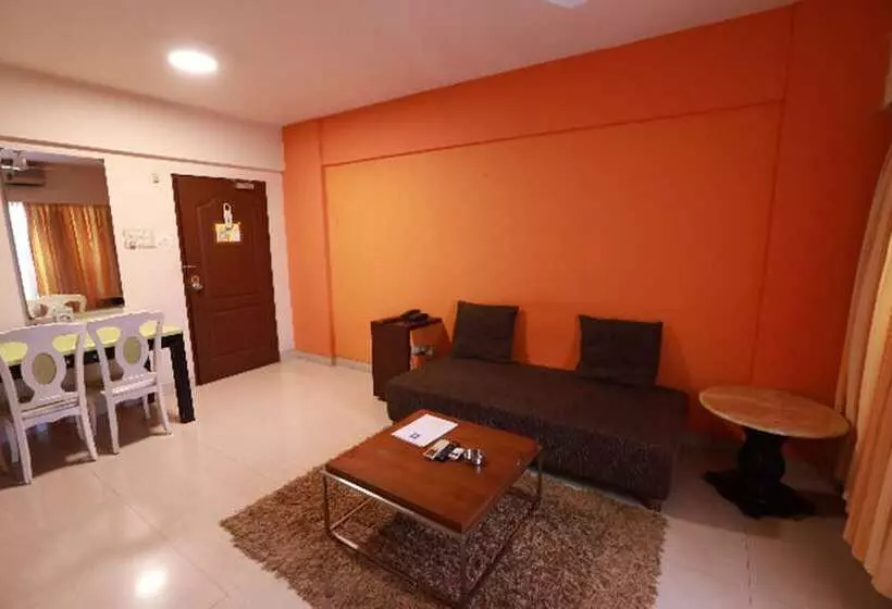 Fotos del hotel Landmark Suites:  25