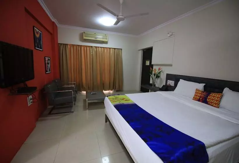 Fotos del hotel Landmark Suites:  12