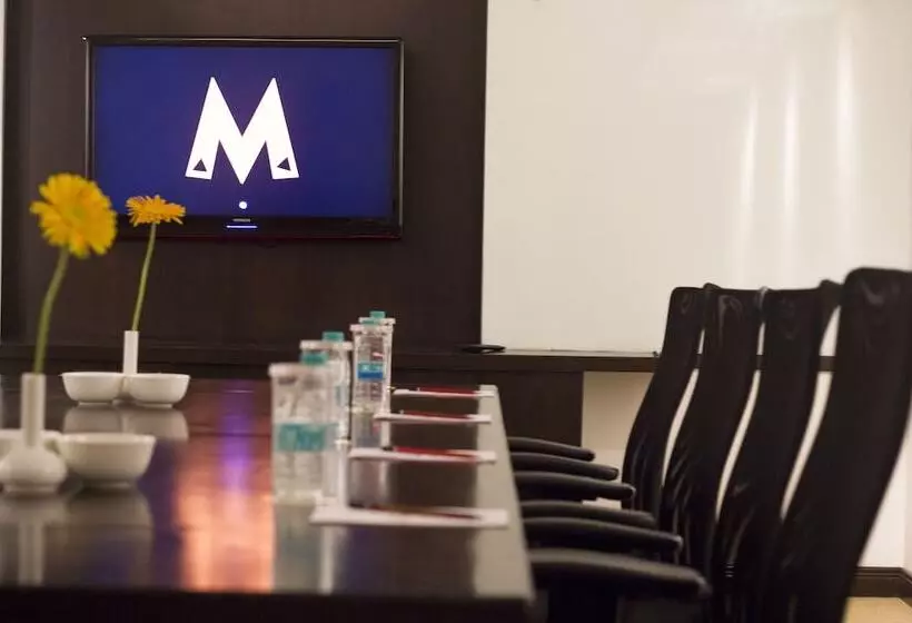 Fotos del hotel Sterlings Mac  & Suites:  5