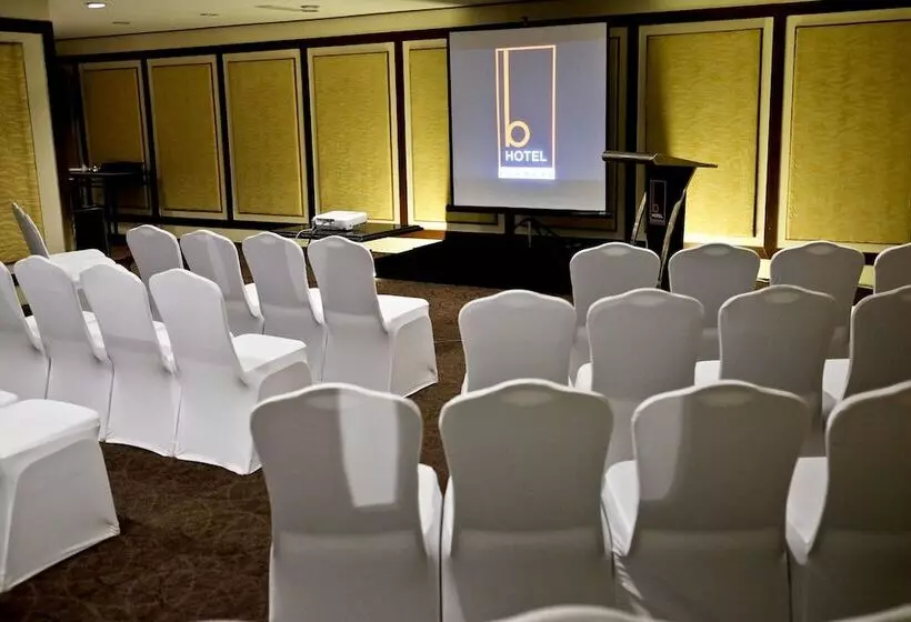 Fotos del hotel The B:  19