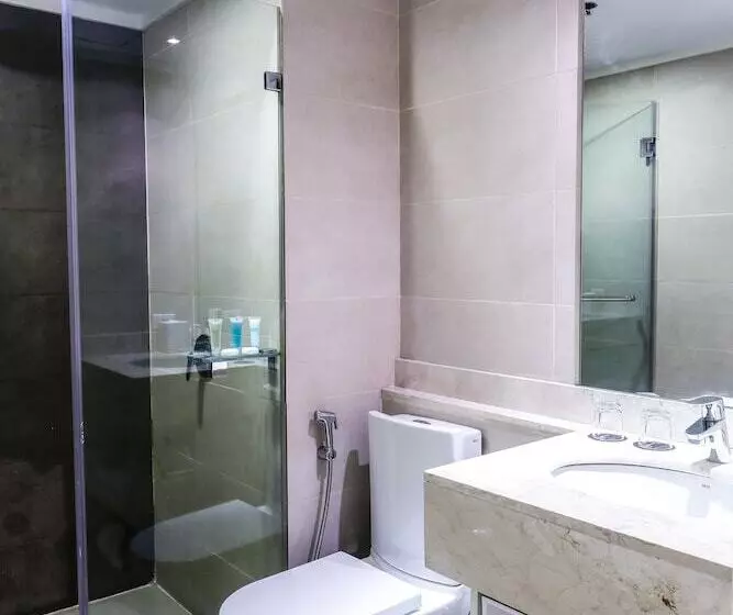 Fotos del hotel The B:  10